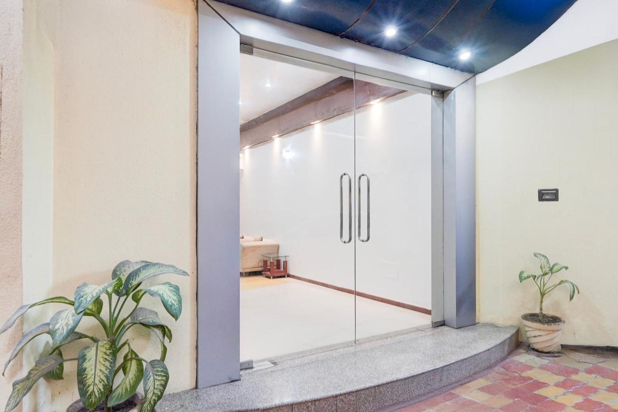 Super Townhouse Mg Road Porbandar Formerly Hotel Harmony Zewnętrze zdjęcie