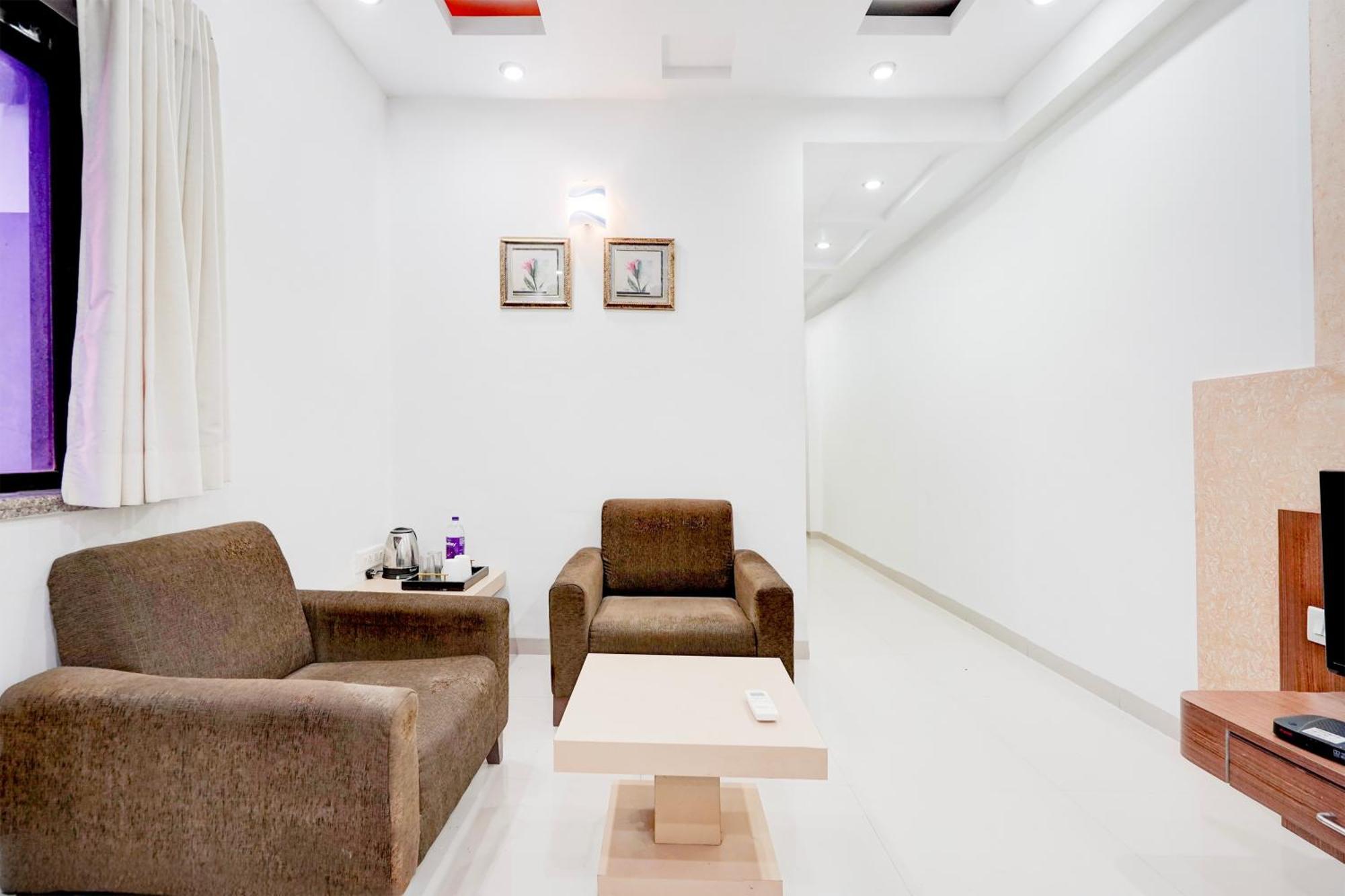 Super Townhouse Mg Road Porbandar Formerly Hotel Harmony Zewnętrze zdjęcie
